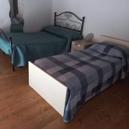Appartamento accogliente/nuovo Livorno Esterno foto